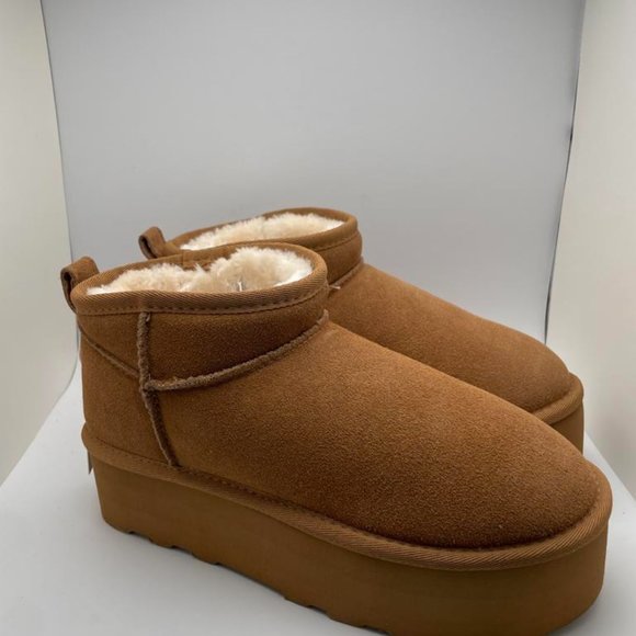 CUSHIONAIRE Women's COZY Genuine Suede pull on platform boot CHESTNUT 7.5 - Picture 2 of 6